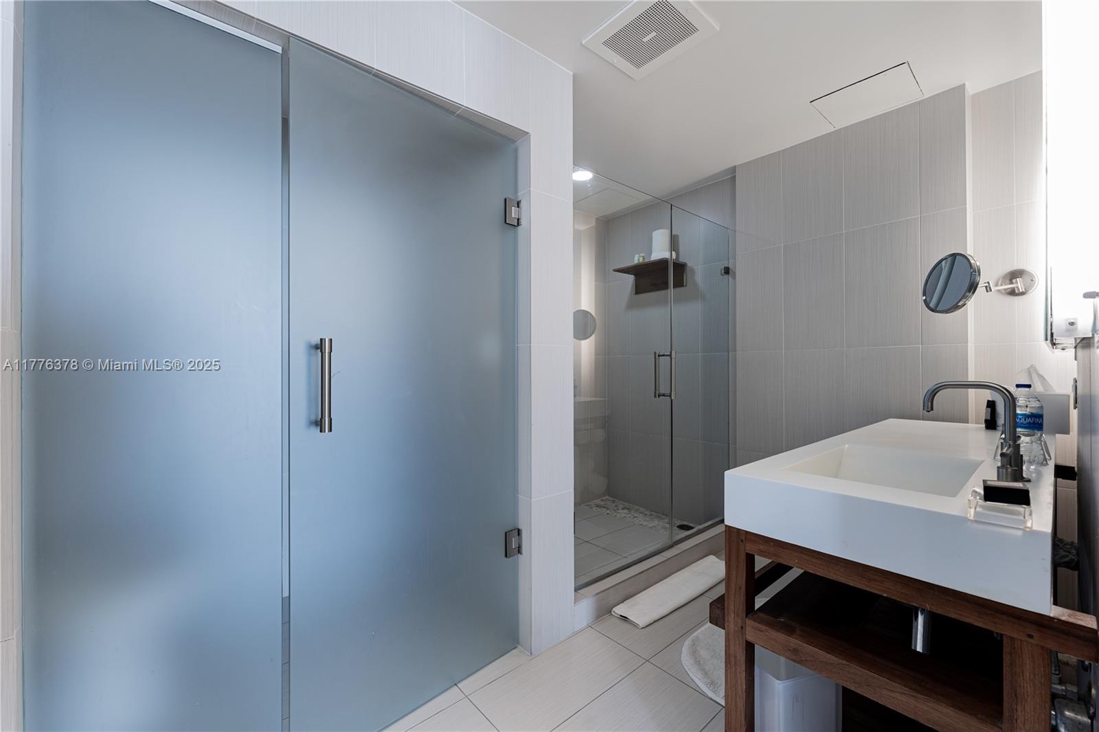 FORT LAUDERDALE RESIDENCE - Residential