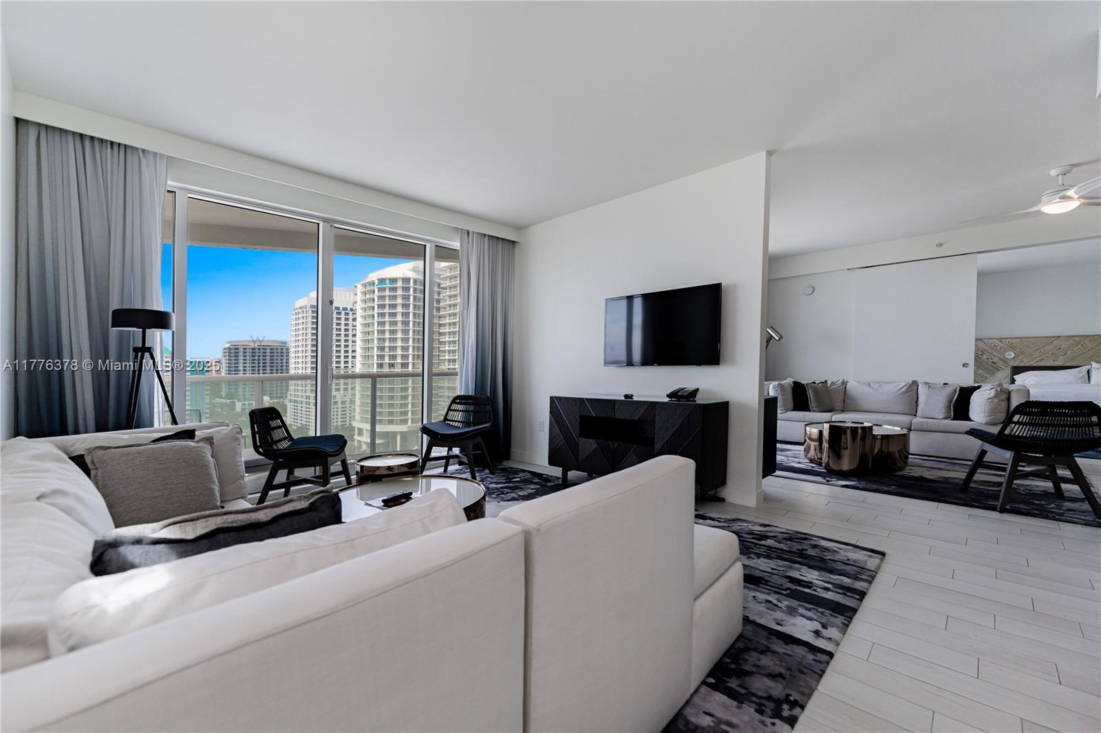 FORT LAUDERDALE RESIDENCE - Residential