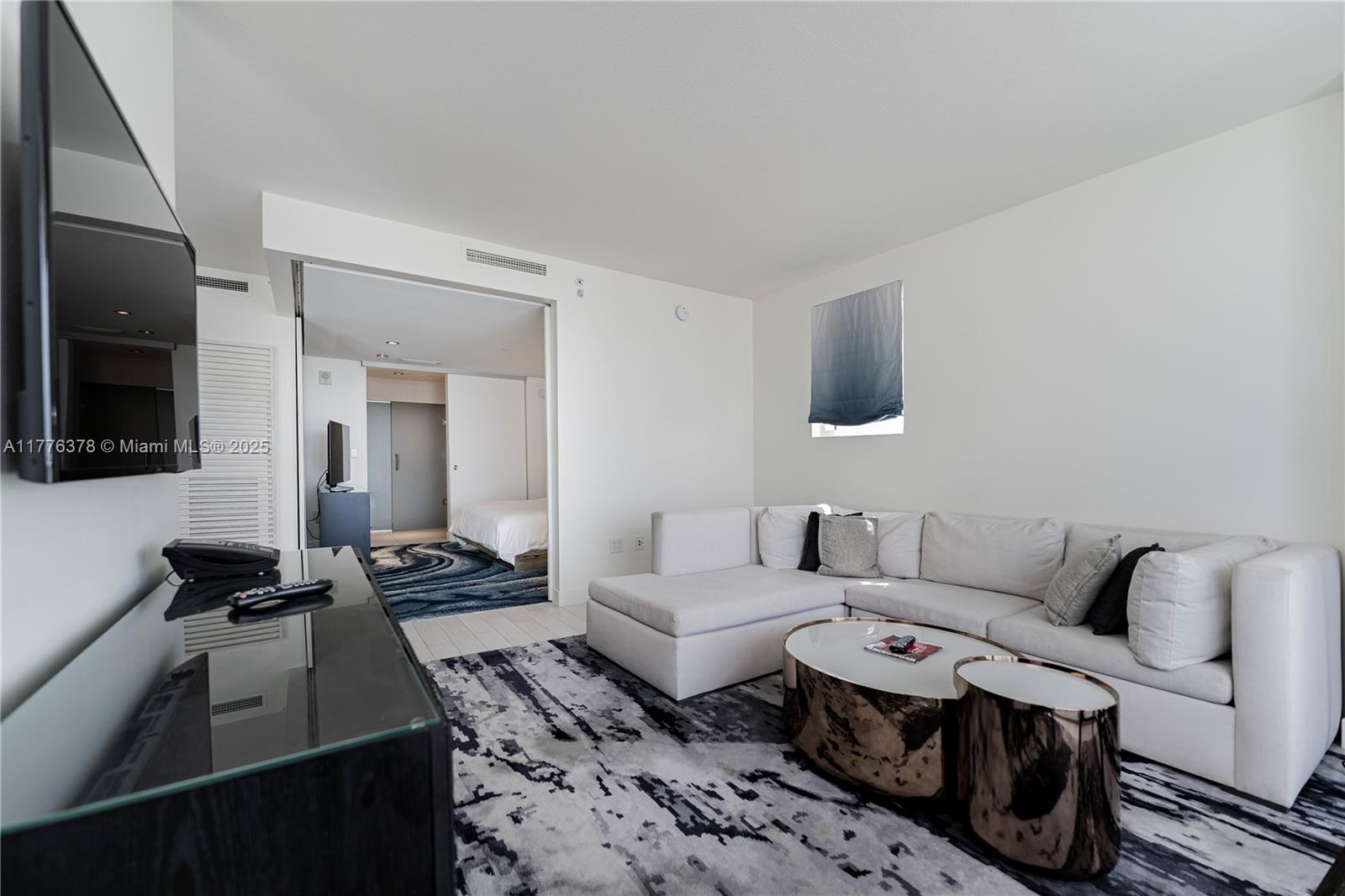 FORT LAUDERDALE RESIDENCE - Residential