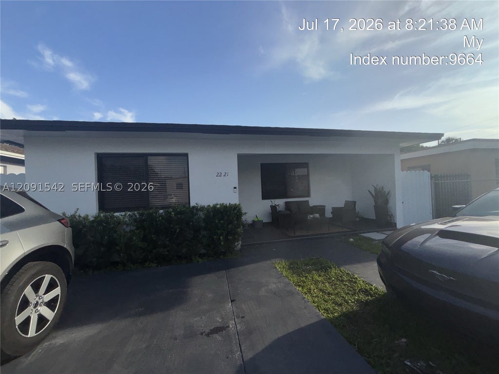 Photo of 2221 Charleston St, Hollywood, FL 33020 (MLS # A12091542)