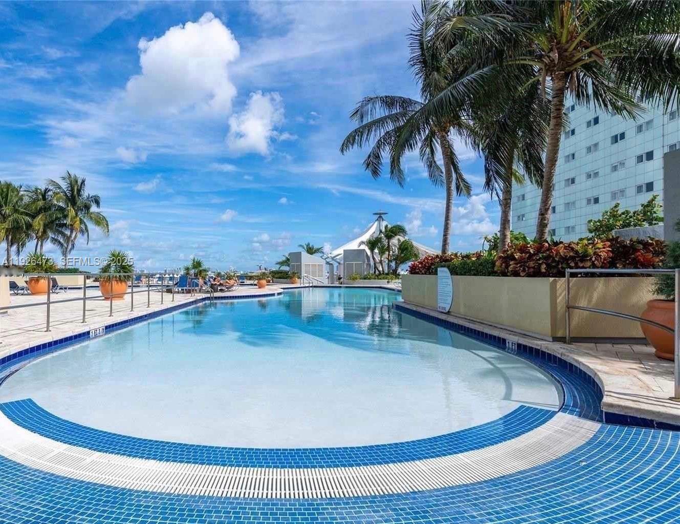 Vizcayne Condo North - Residential