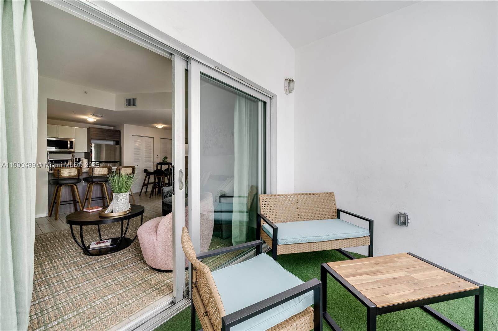 EMILIA CONDO - Residential Lease