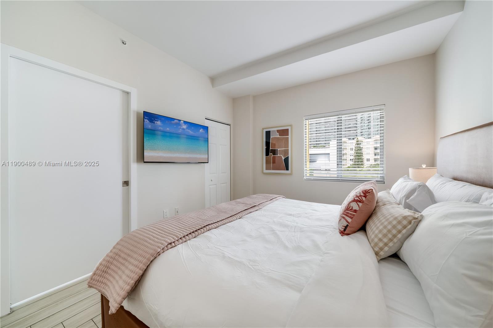 EMILIA CONDO - Residential Lease