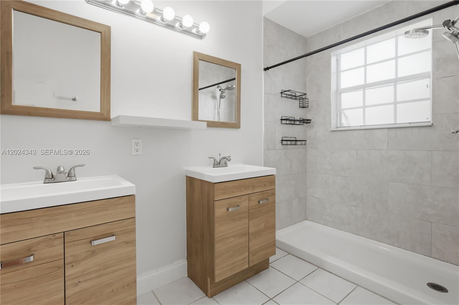 GARDEN HILLS WEST - Residential Lease