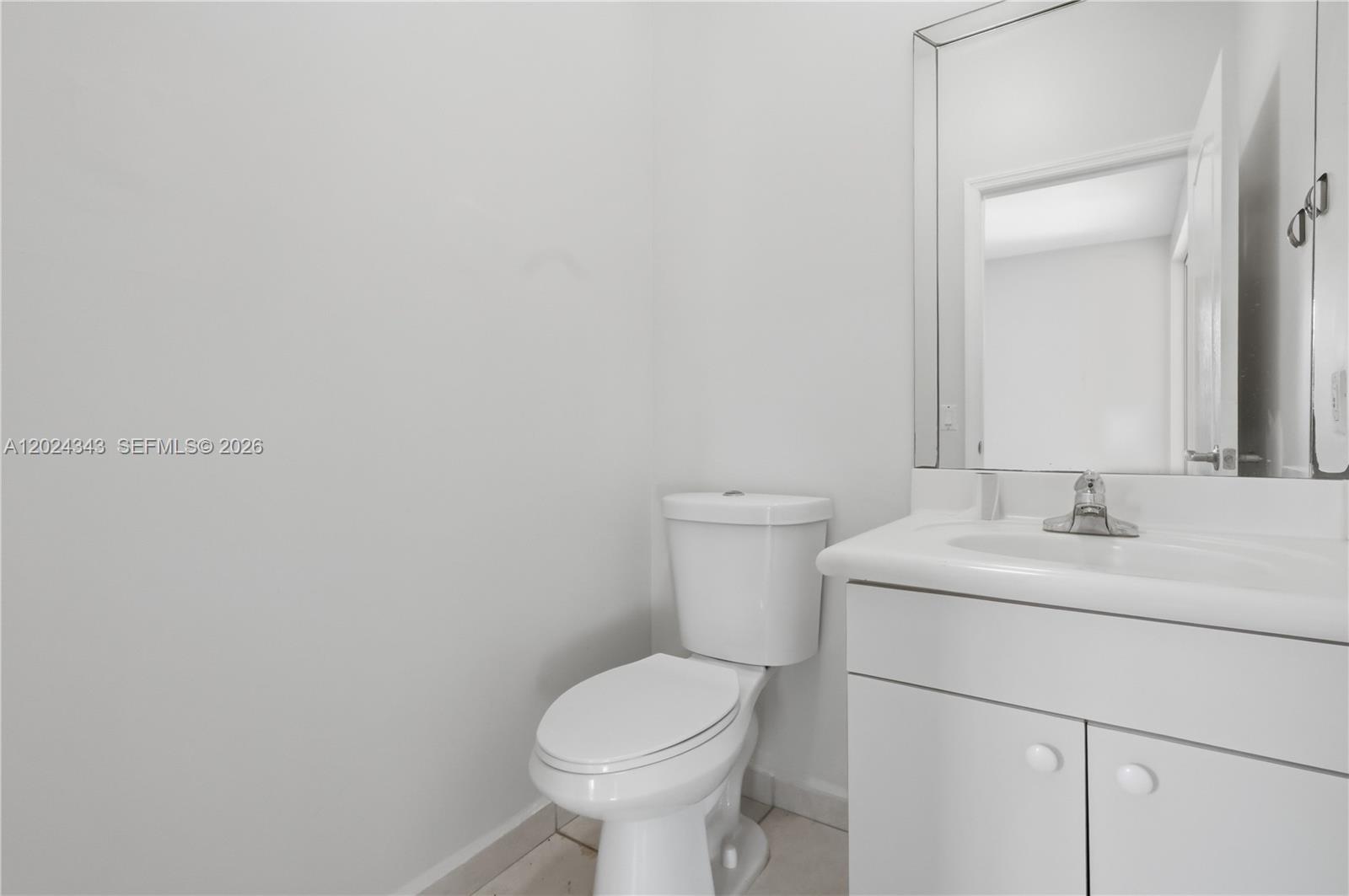 GARDEN HILLS WEST - Residential Lease