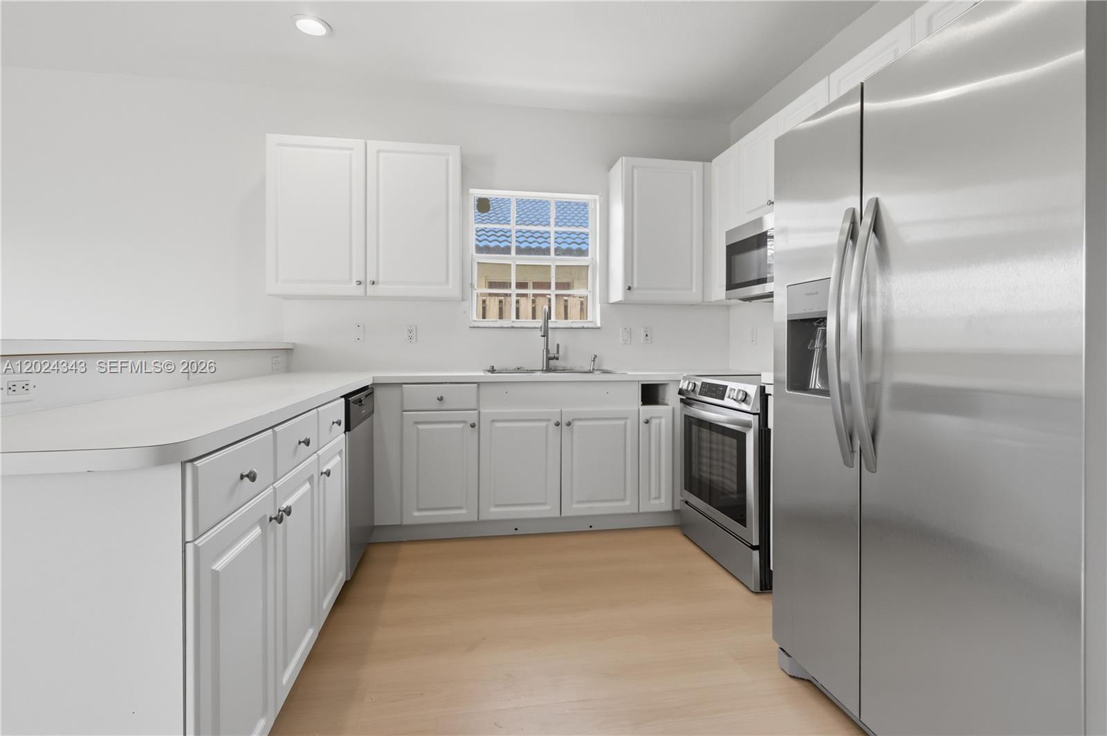 GARDEN HILLS WEST - Residential Lease