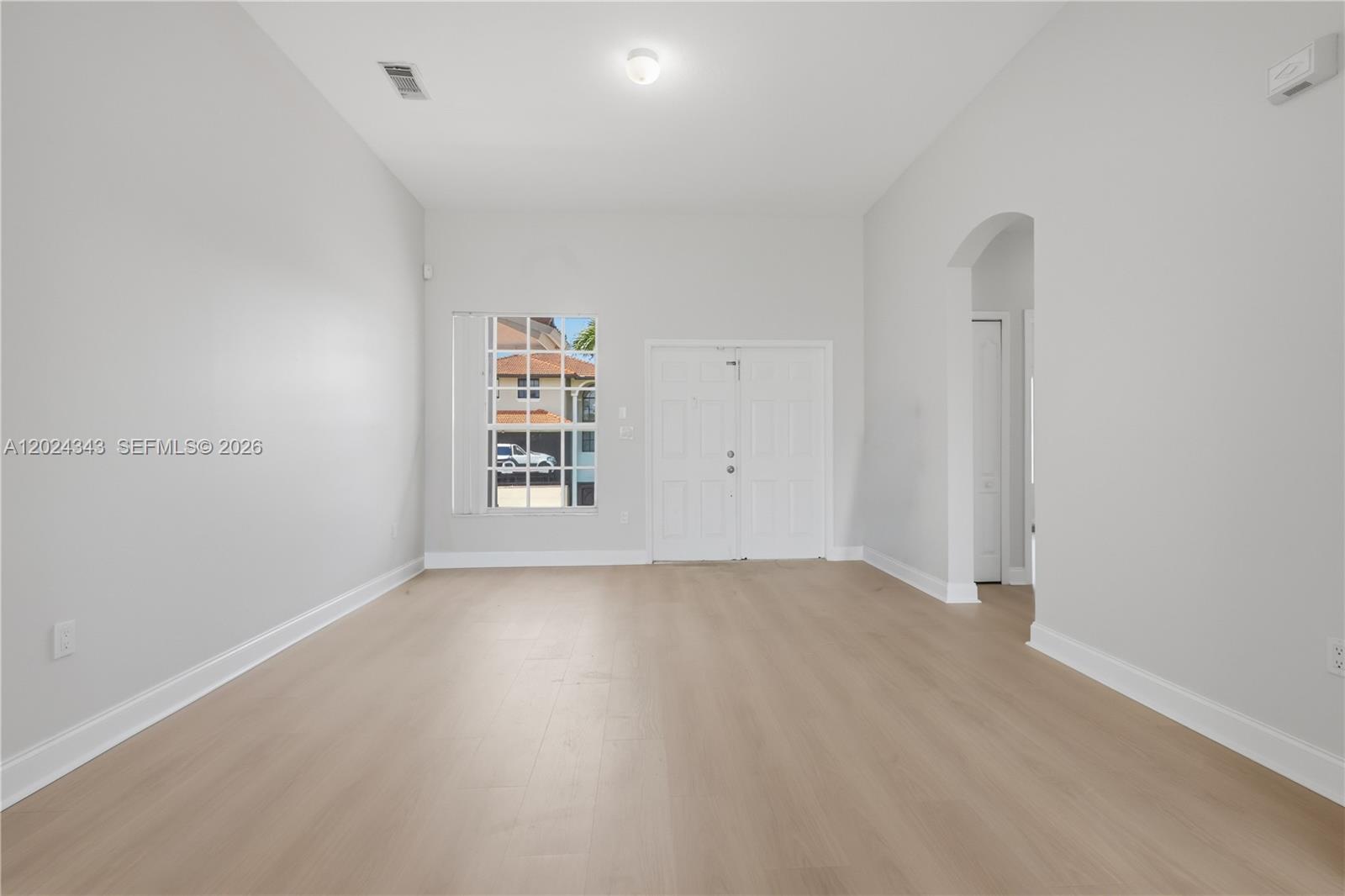 GARDEN HILLS WEST - Residential Lease