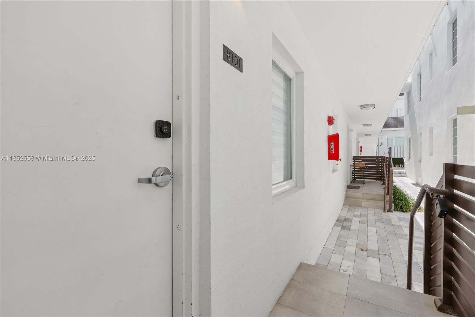 LINCOLN SUB - Residential