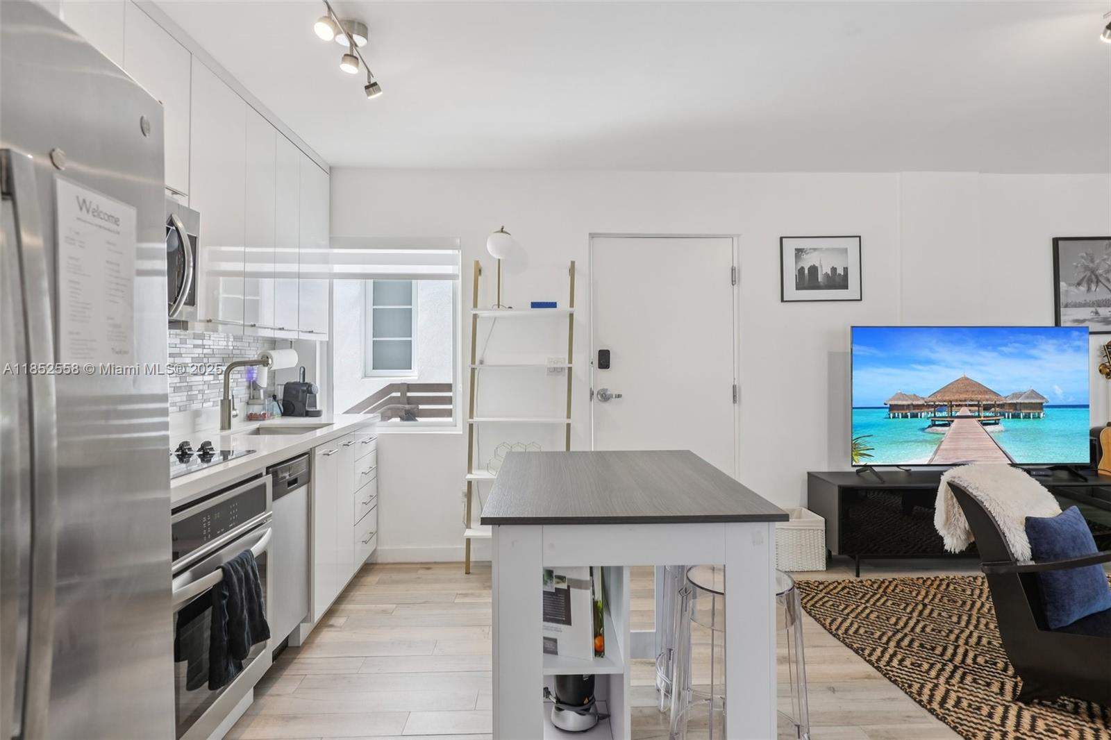 LINCOLN SUB - Residential