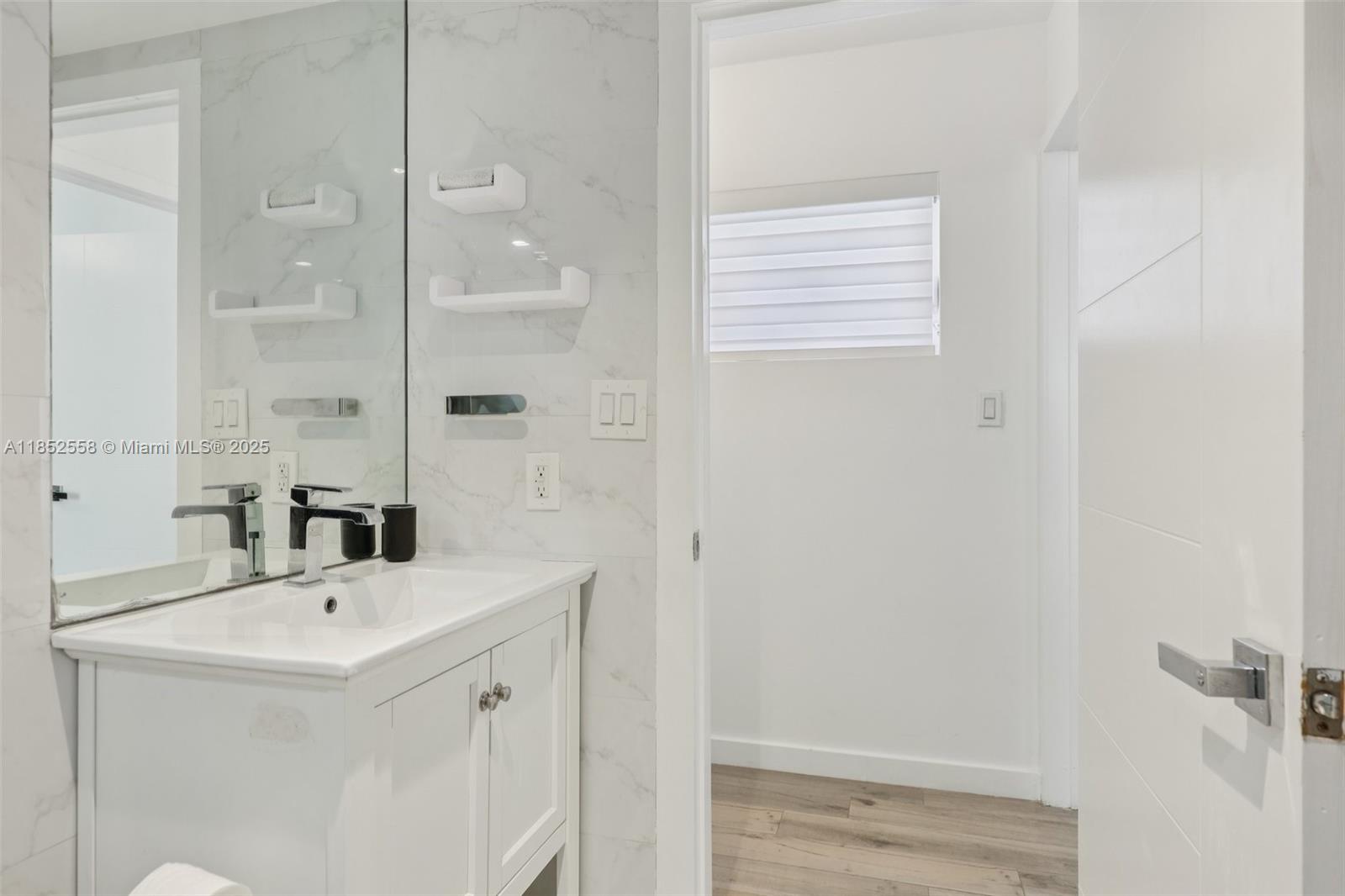 LINCOLN SUB - Residential