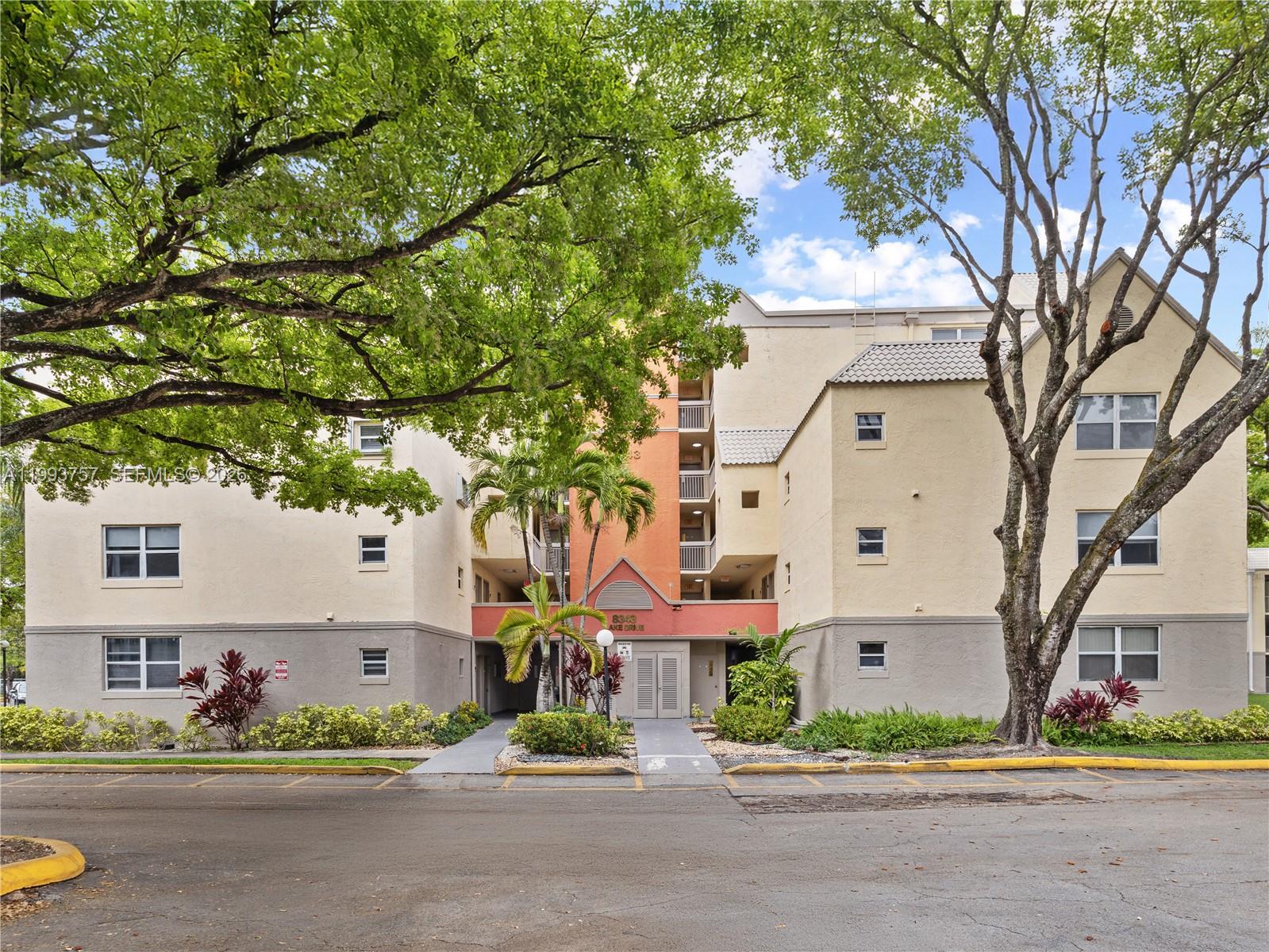 LAS VISTAS AT DORAL CONDO - Residential Lease