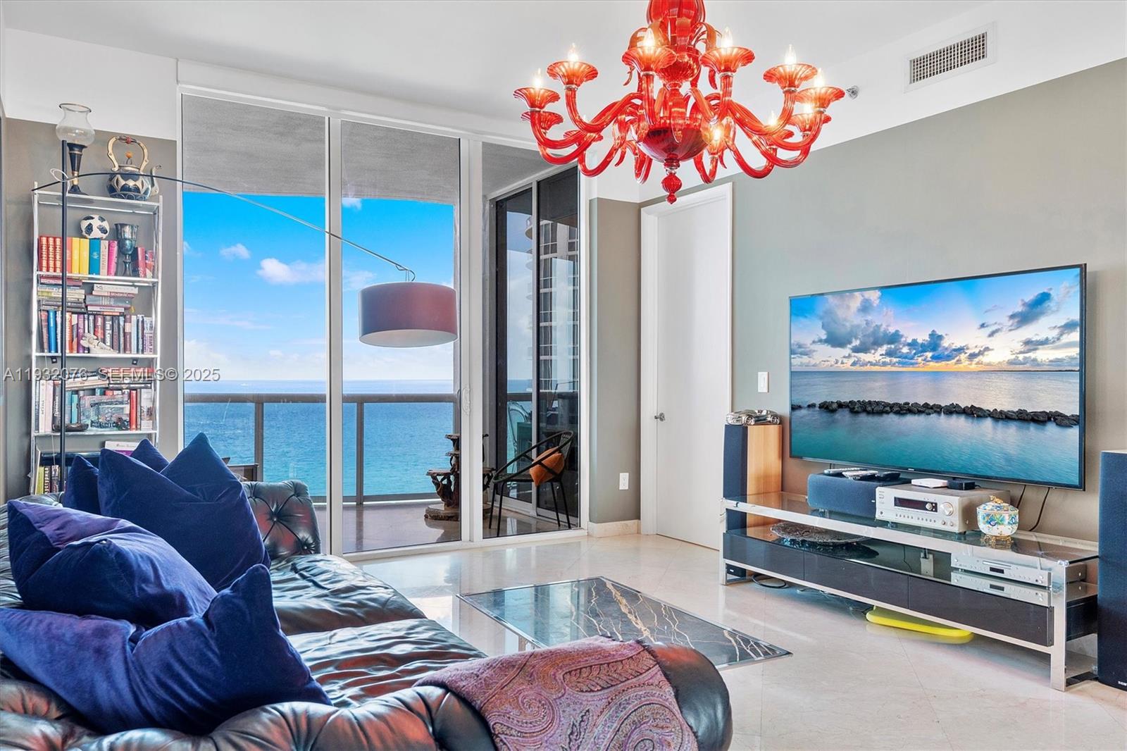 TDR TOWER II CONDO - Residential