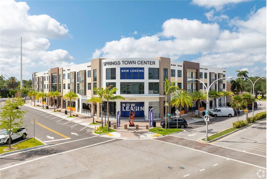 AVAILABLE FOR IMMEDIATE OCCUPANCY! Modern 2br/2ba unit in the heart of Miami Springs featuring a sleek European-style kitchen with SS appliances, contemporary finishes with floor to ceiling windows, and an open concept layout perfect for comfortable living and entertaining. Enjoy the convenience of a full-size washer and
dryer inside the unit, spacious bedrooms with ample closet space, and stylish bathrooms. The building offers a
community gym for residents and parking garage.