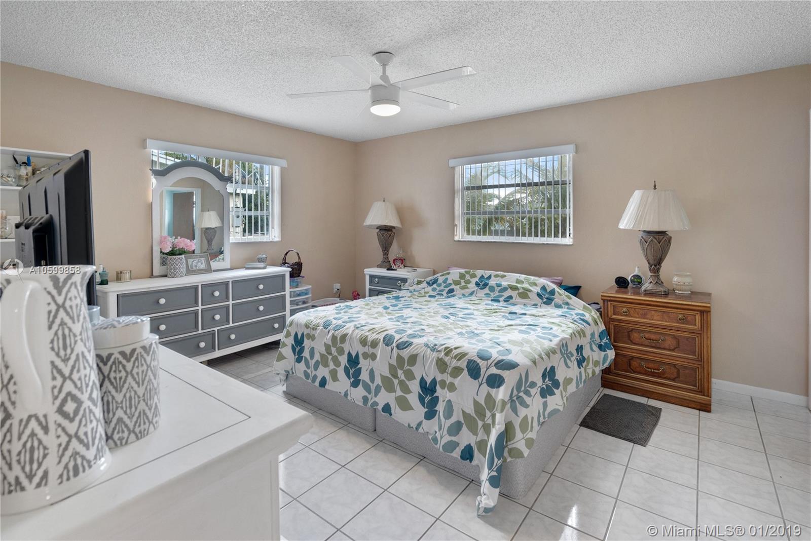 KING ROBERT - Residential