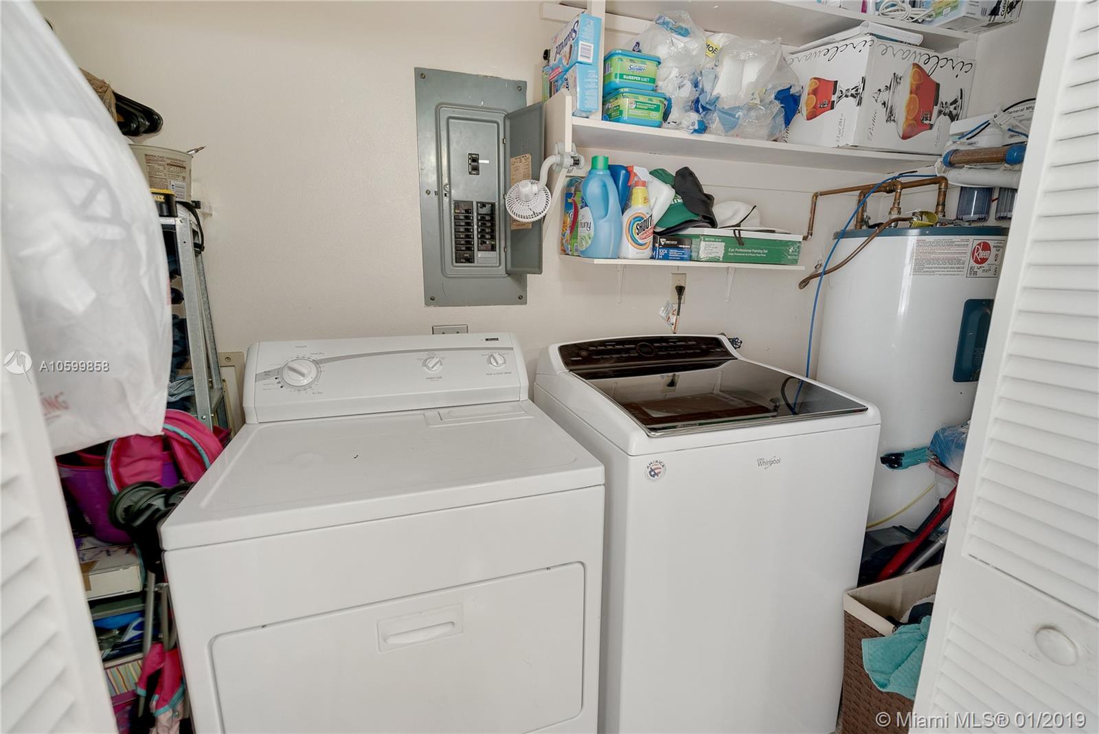 KING ROBERT - Residential