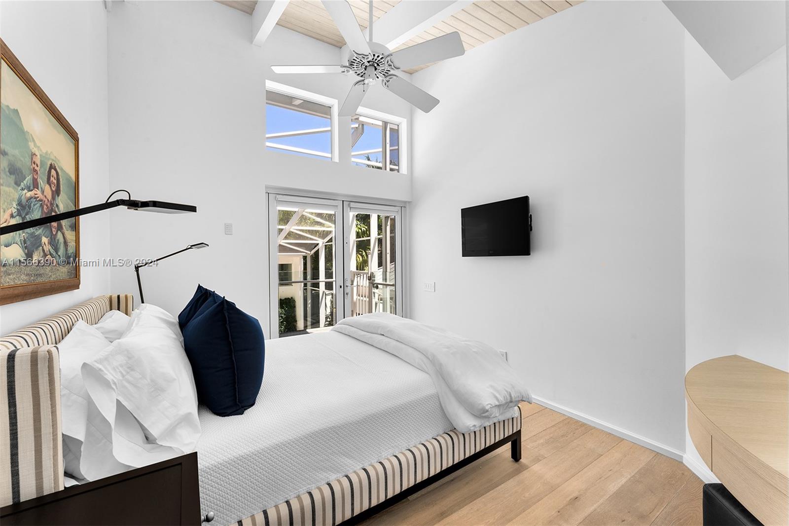 THE MOORINGS - Residential