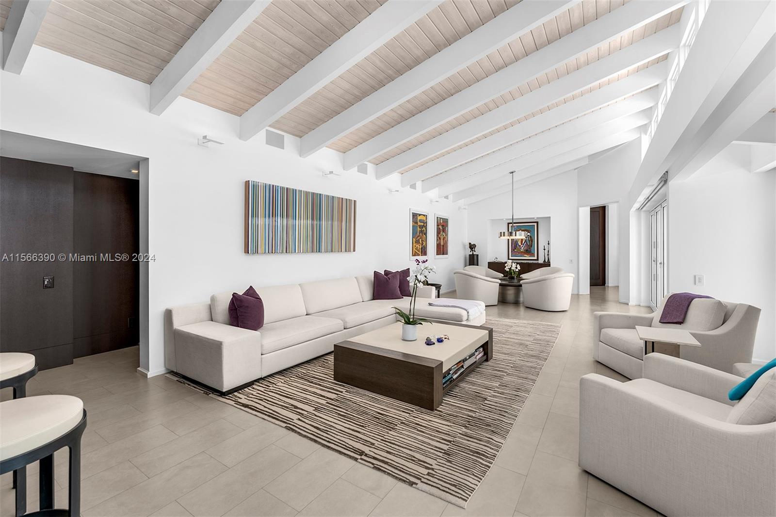 THE MOORINGS - Residential