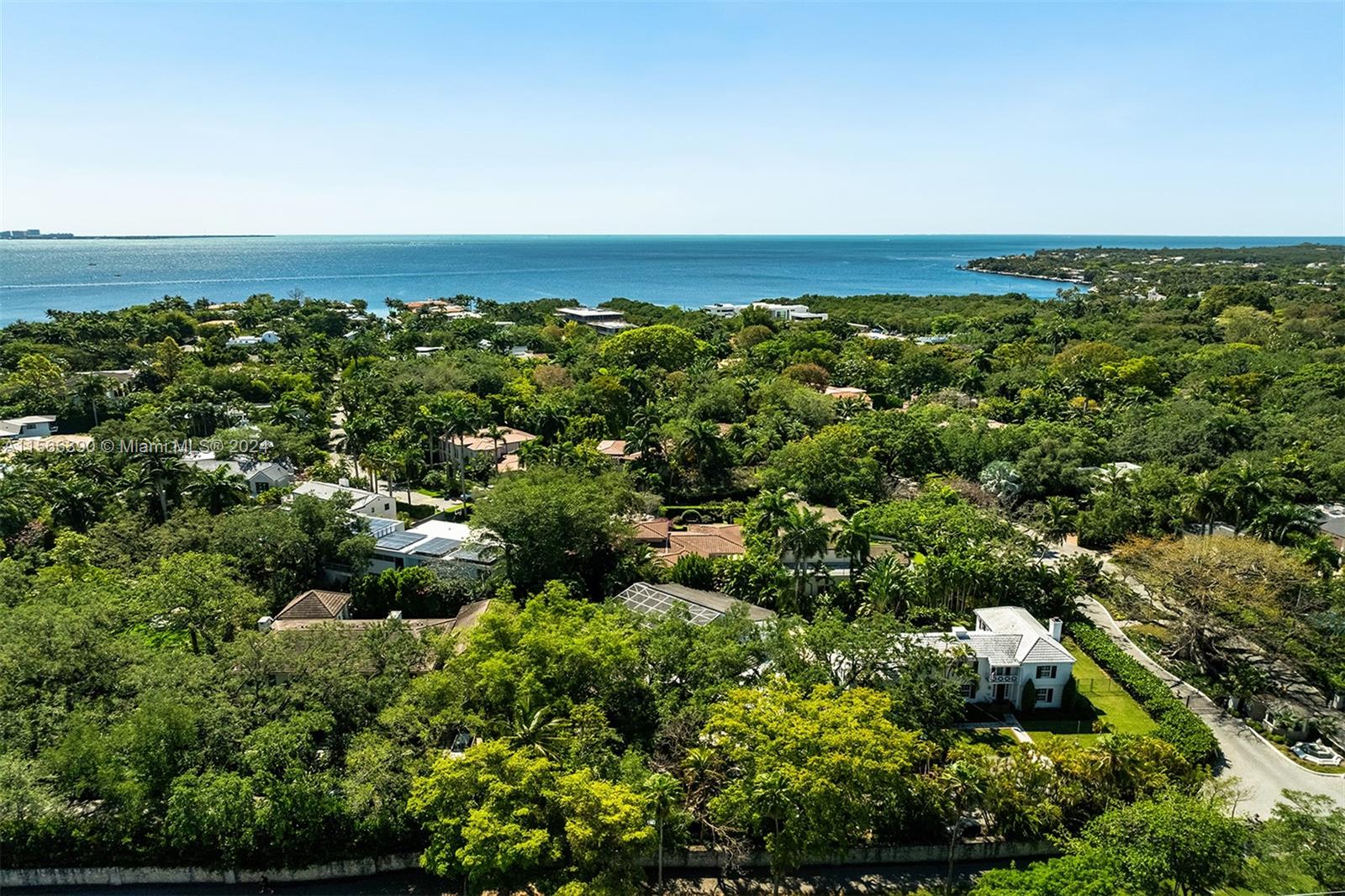 THE MOORINGS - Residential