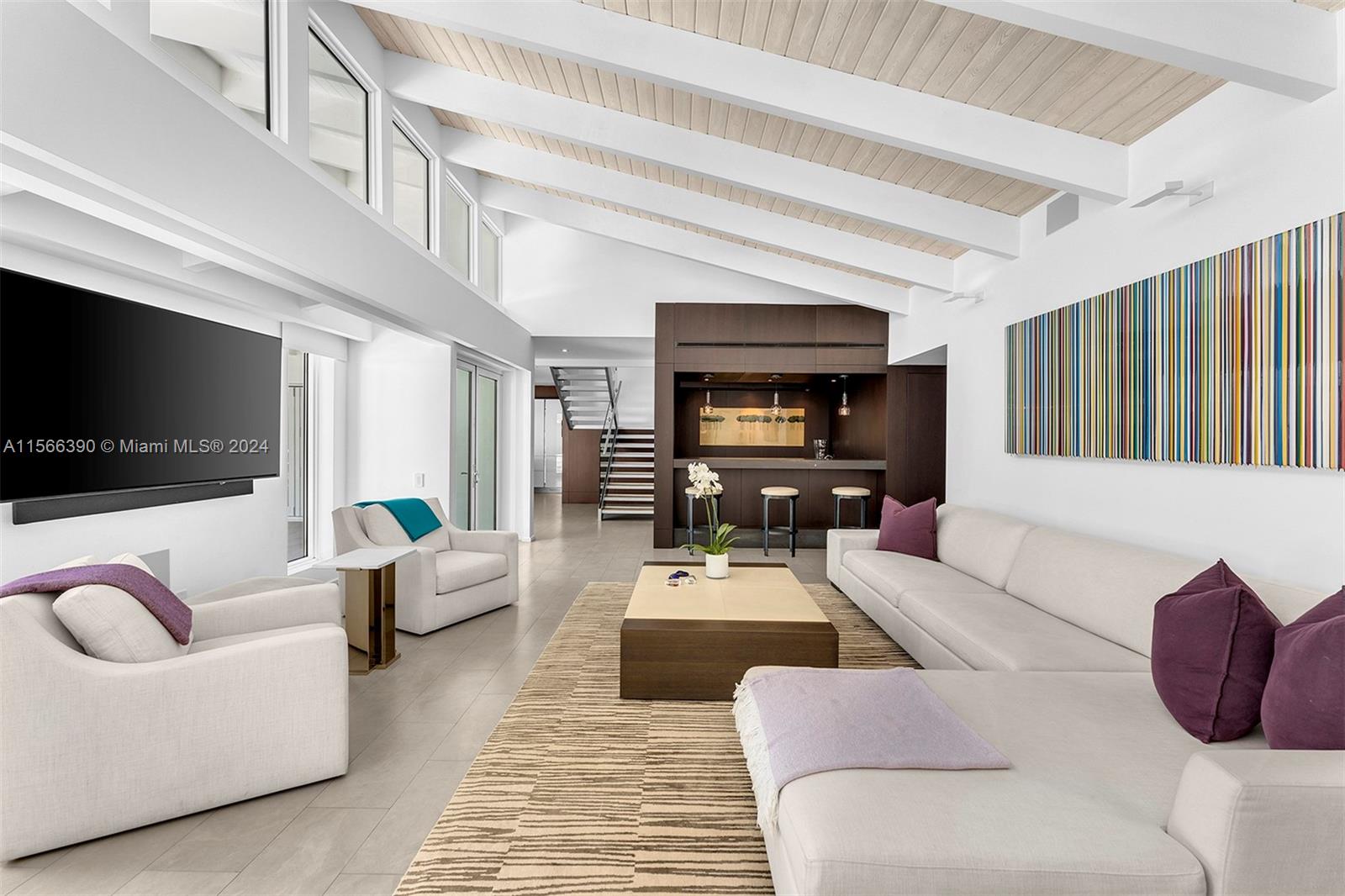 THE MOORINGS - Residential