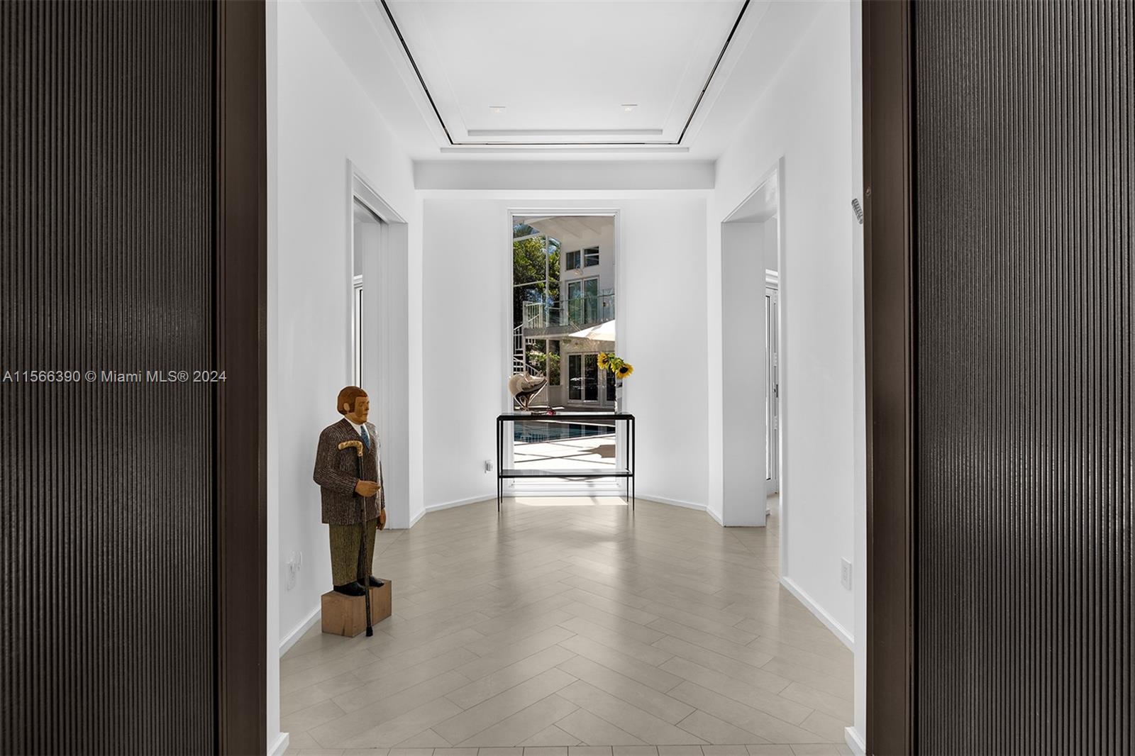 THE MOORINGS - Residential