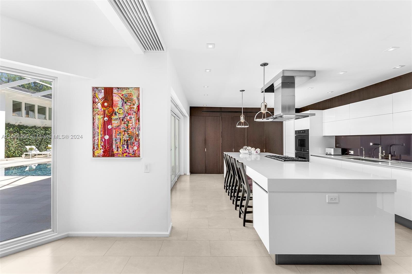 THE MOORINGS - Residential