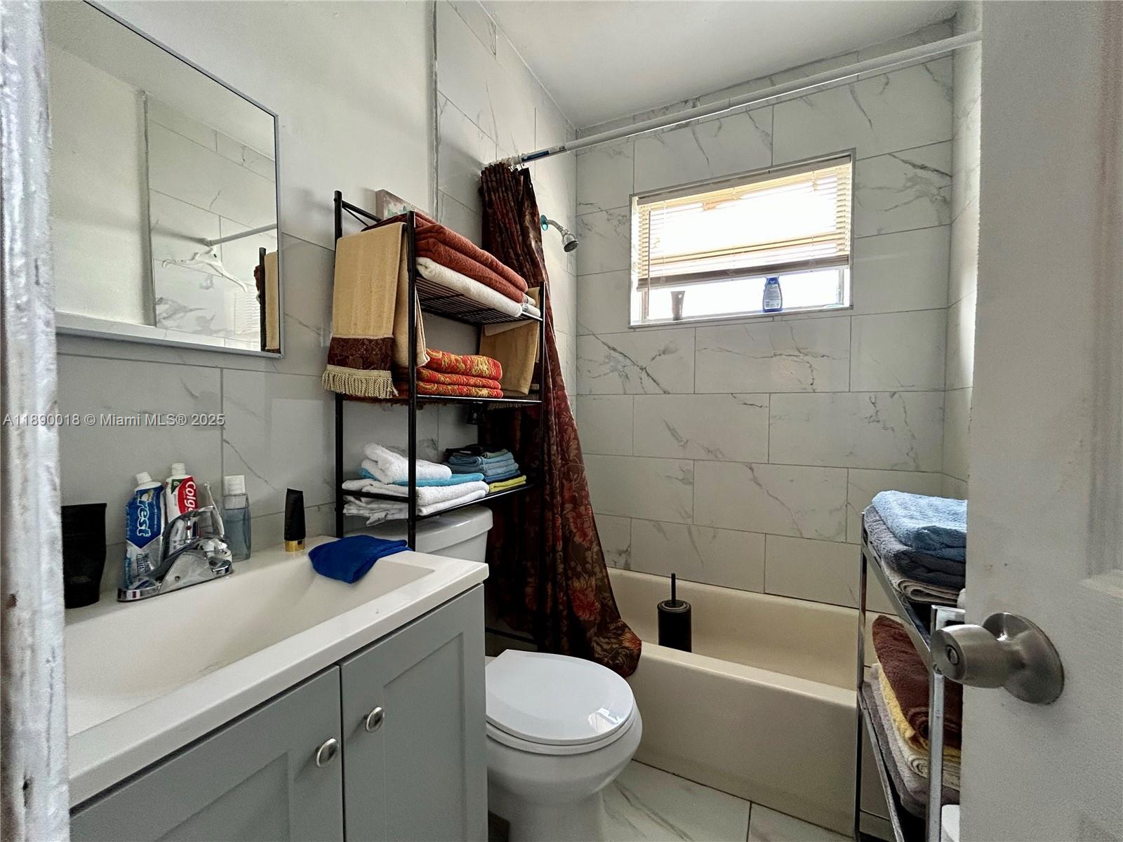 MAGNOLIA SUB - Residential Income