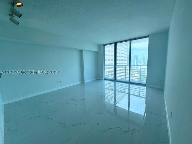 325 S Biscayne Blvd 3620