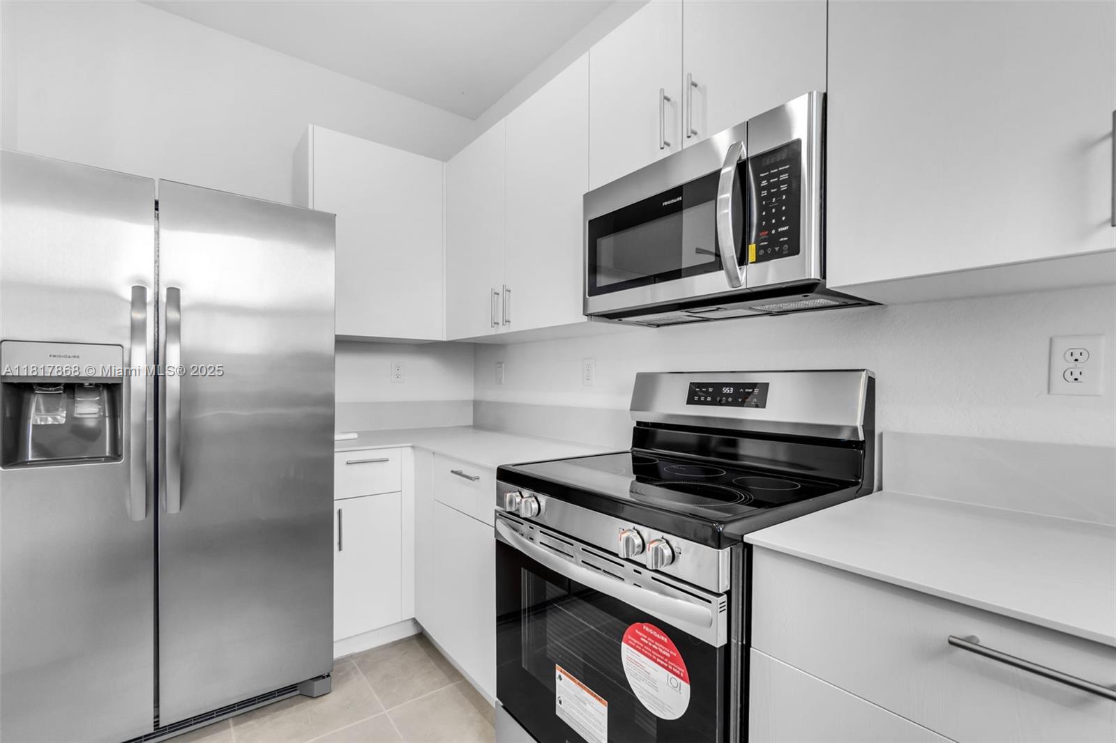 ALTAMIRA - Residential Lease