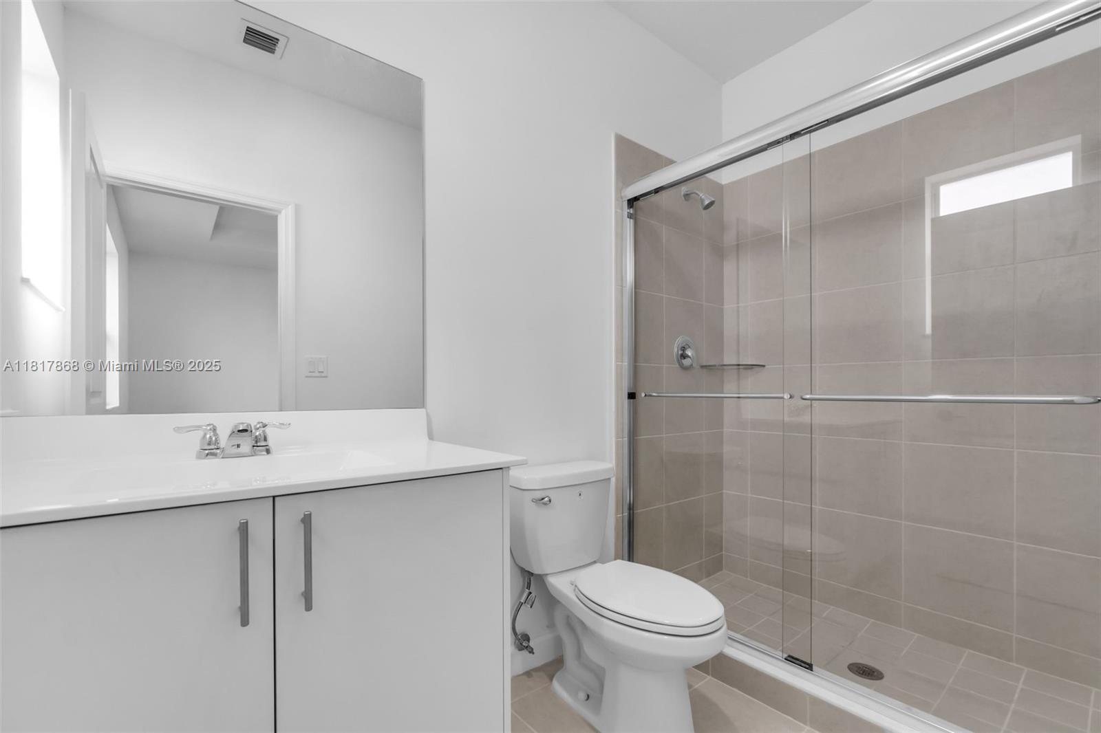 ALTAMIRA - Residential Lease