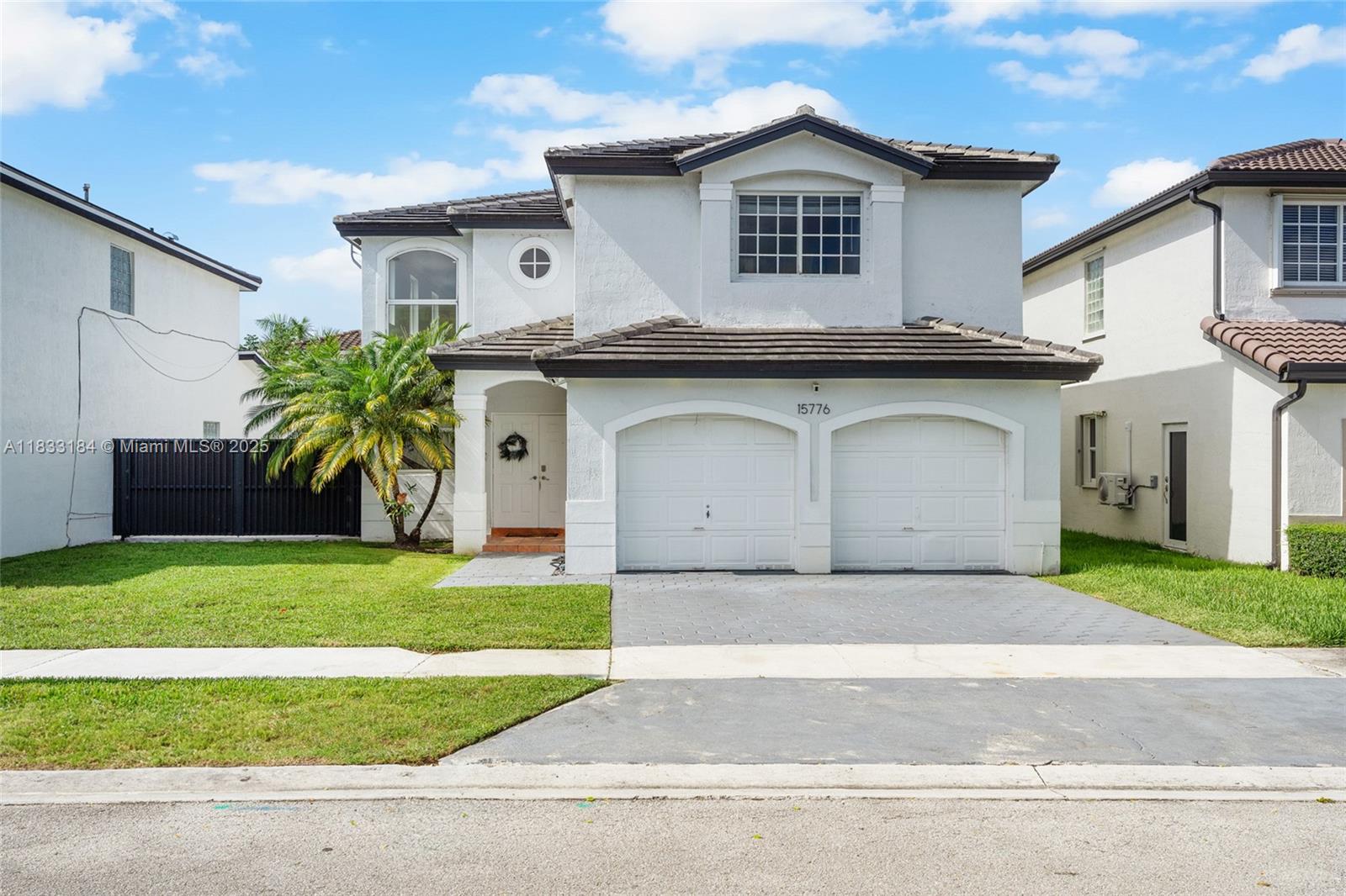 Welcome to your dream home in the Highlands of Kendall! This spacious 4-bedroom, 3-bath residence is perfect for families looking for comfort and convenience. Featuring a desirable ground floor bedroom, this home offers flexibility and ease of living.Recent updates include a modern kitchen, ideal for culinary enthusiasts. The roof was replaced in 2020, providing peace of mind for years to come. Enjoy ample space for a boat or mobile home, catering to your adventurous spirit. Additionally, relish in the freedom of no HOA fees!
While both upstairs bathrooms present an opportunity for your personal touches, the property's potential is undeniable. Don’t miss out on this fantastic opportunity to make this home your own! Schedule a showing today!
