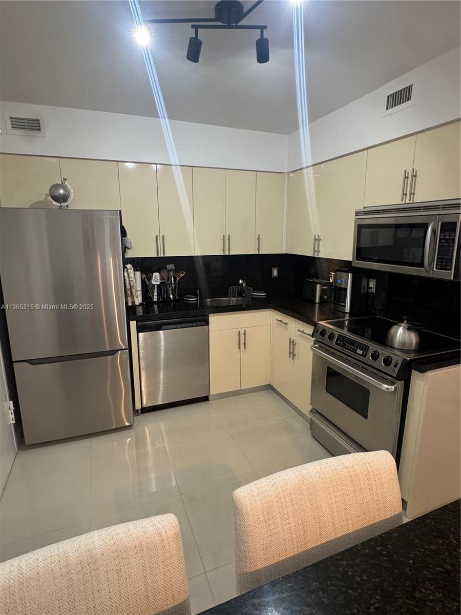 SEACOAST 5151 CONDO - Residential