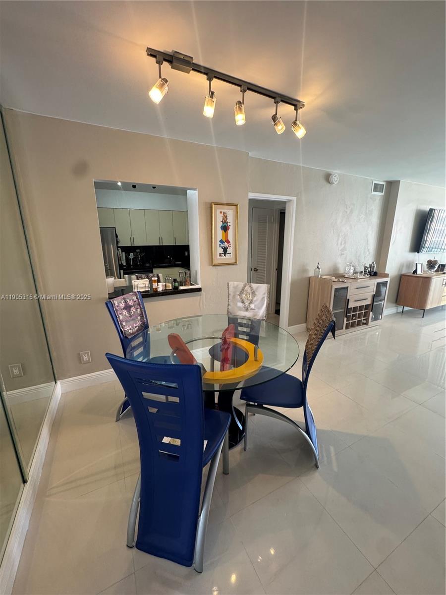 SEACOAST 5151 CONDO - Residential