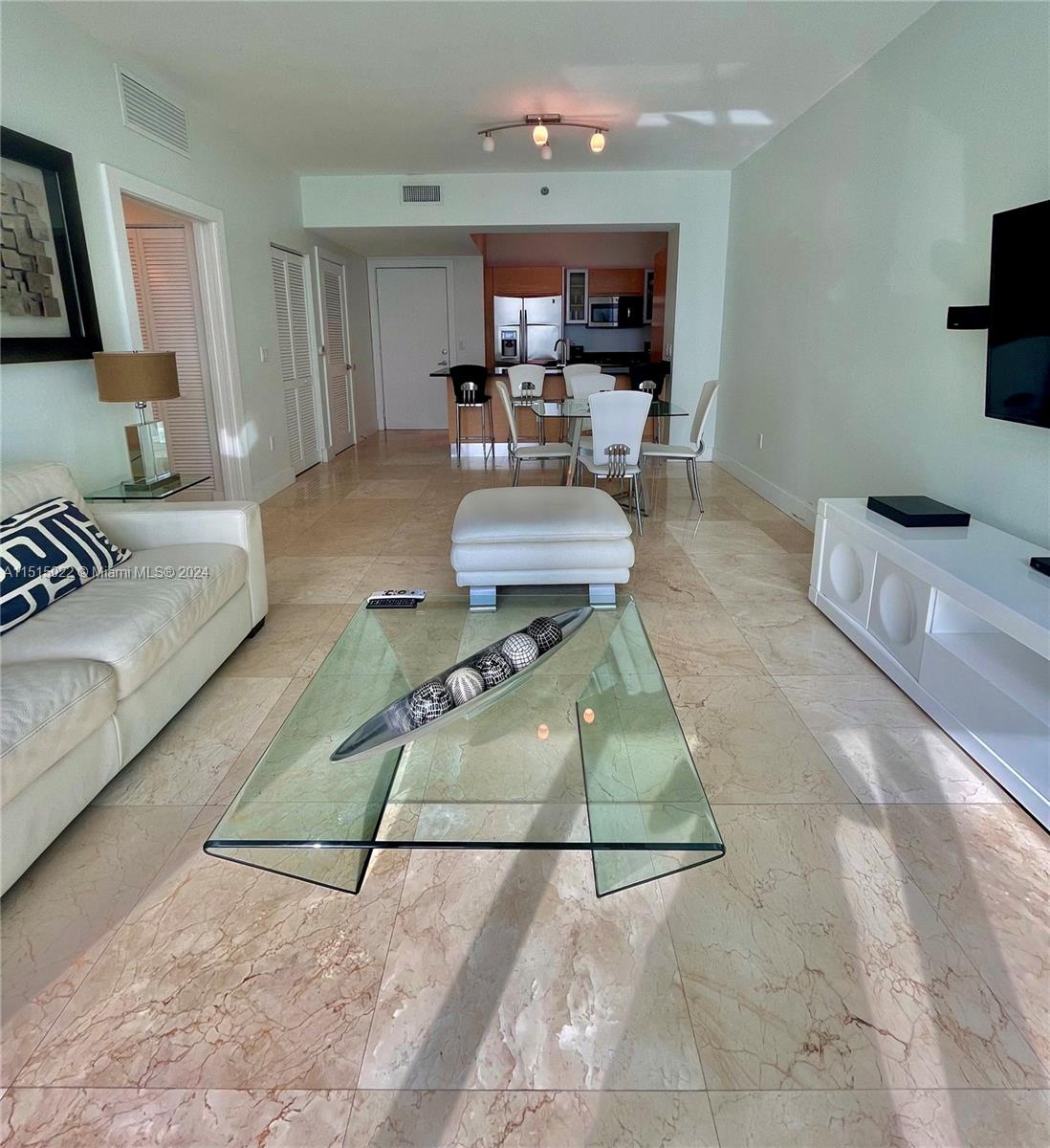 THE PLAZA 851 BRICKELL CO - Residential Lease