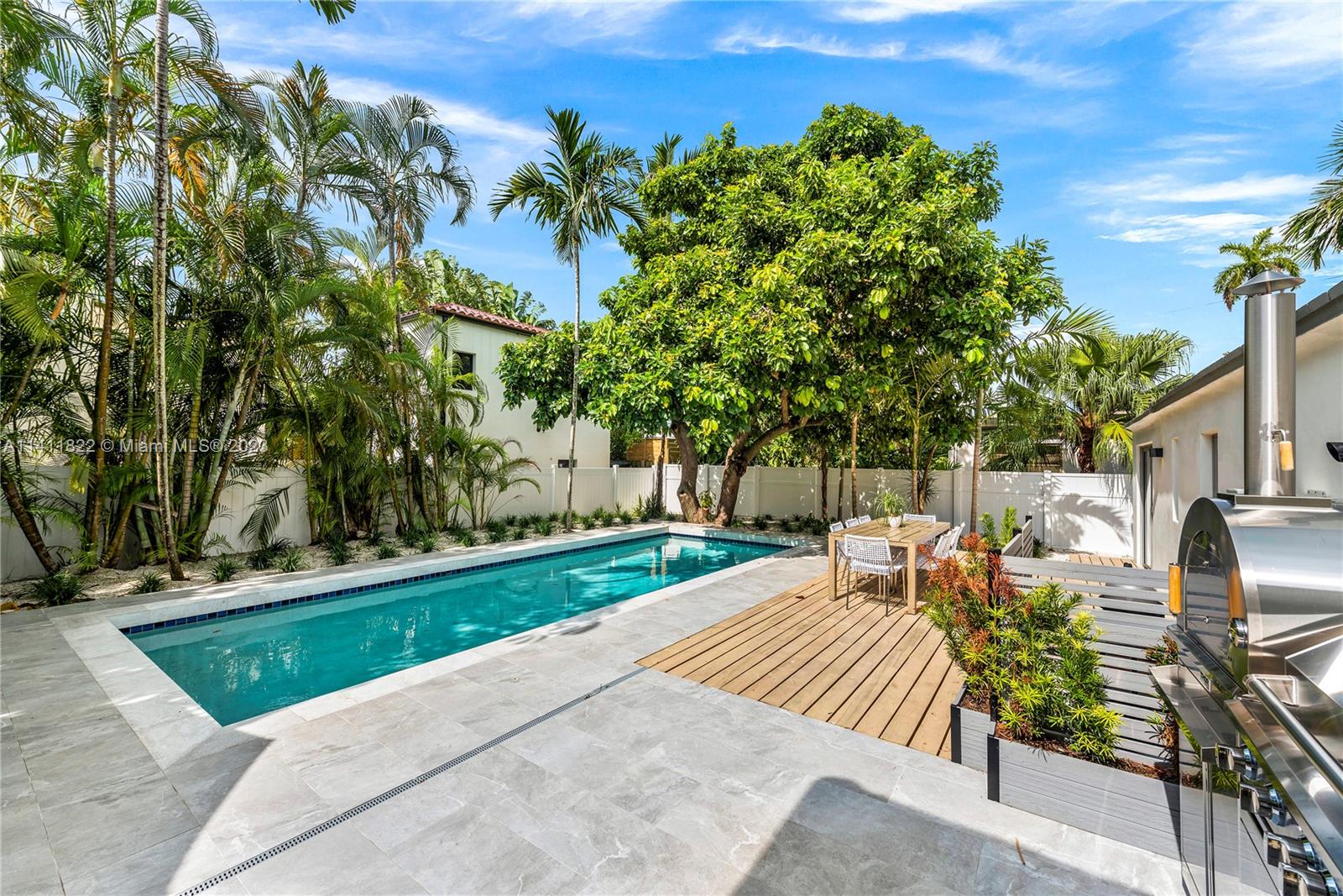 BEACH VIEW ADDN - Residential