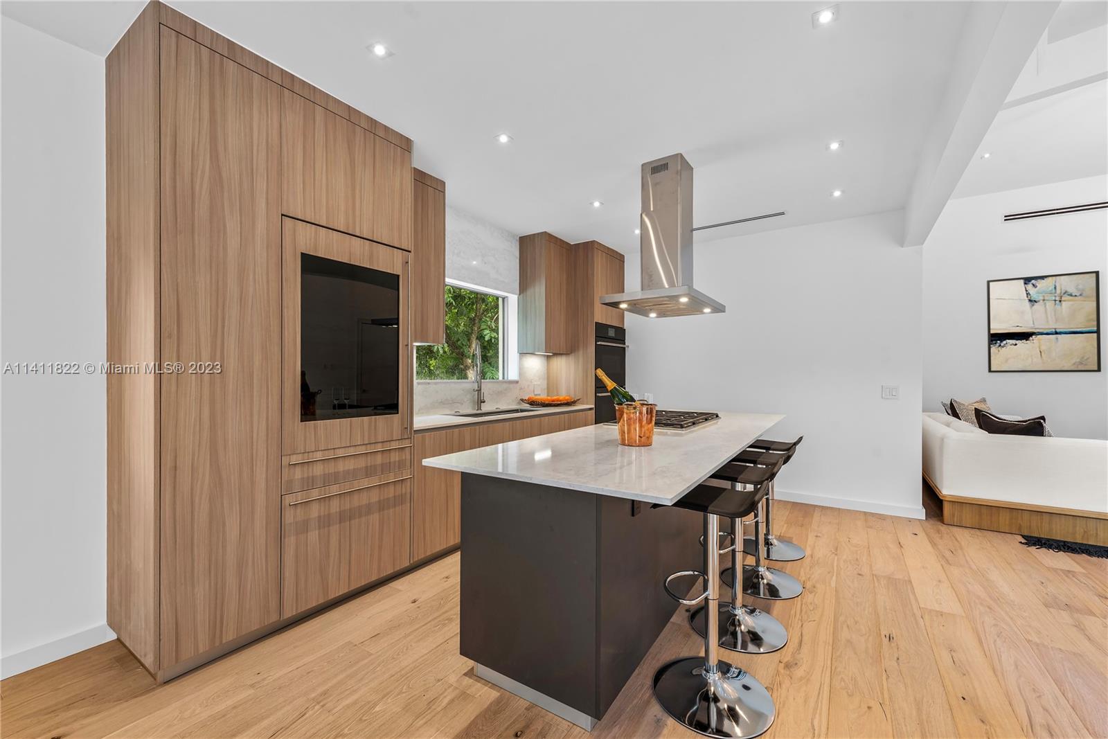 BEACH VIEW ADDN - Residential