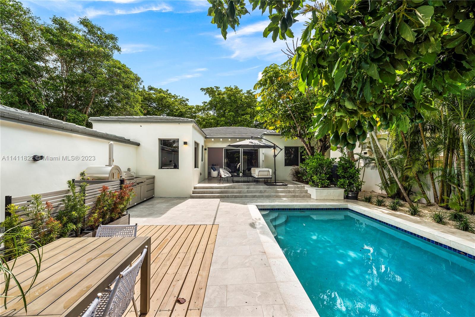 BEACH VIEW ADDN - Residential