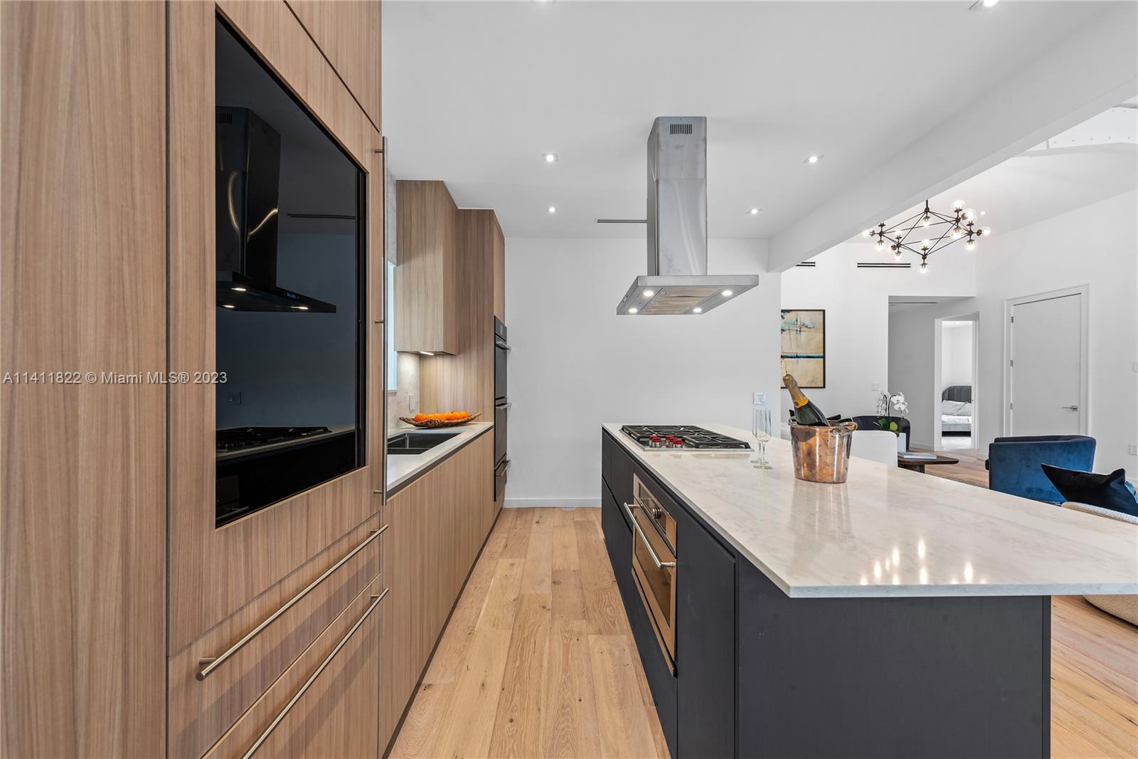 BEACH VIEW ADDN - Residential