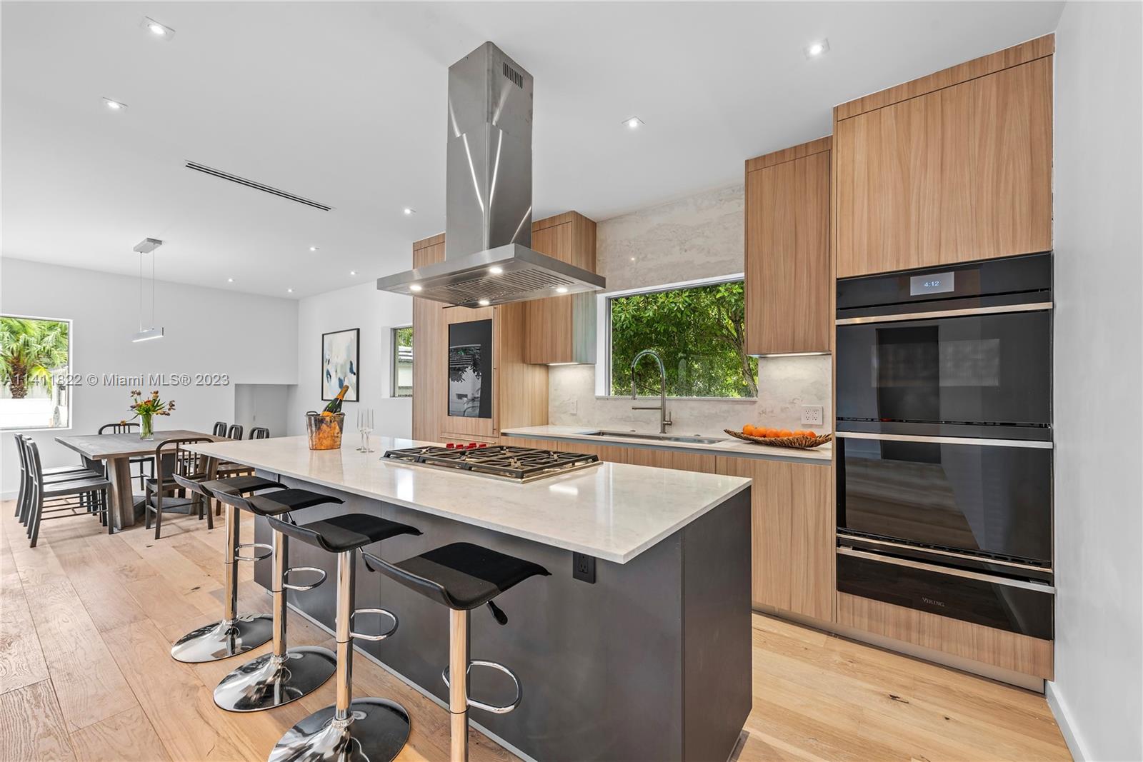 BEACH VIEW ADDN - Residential