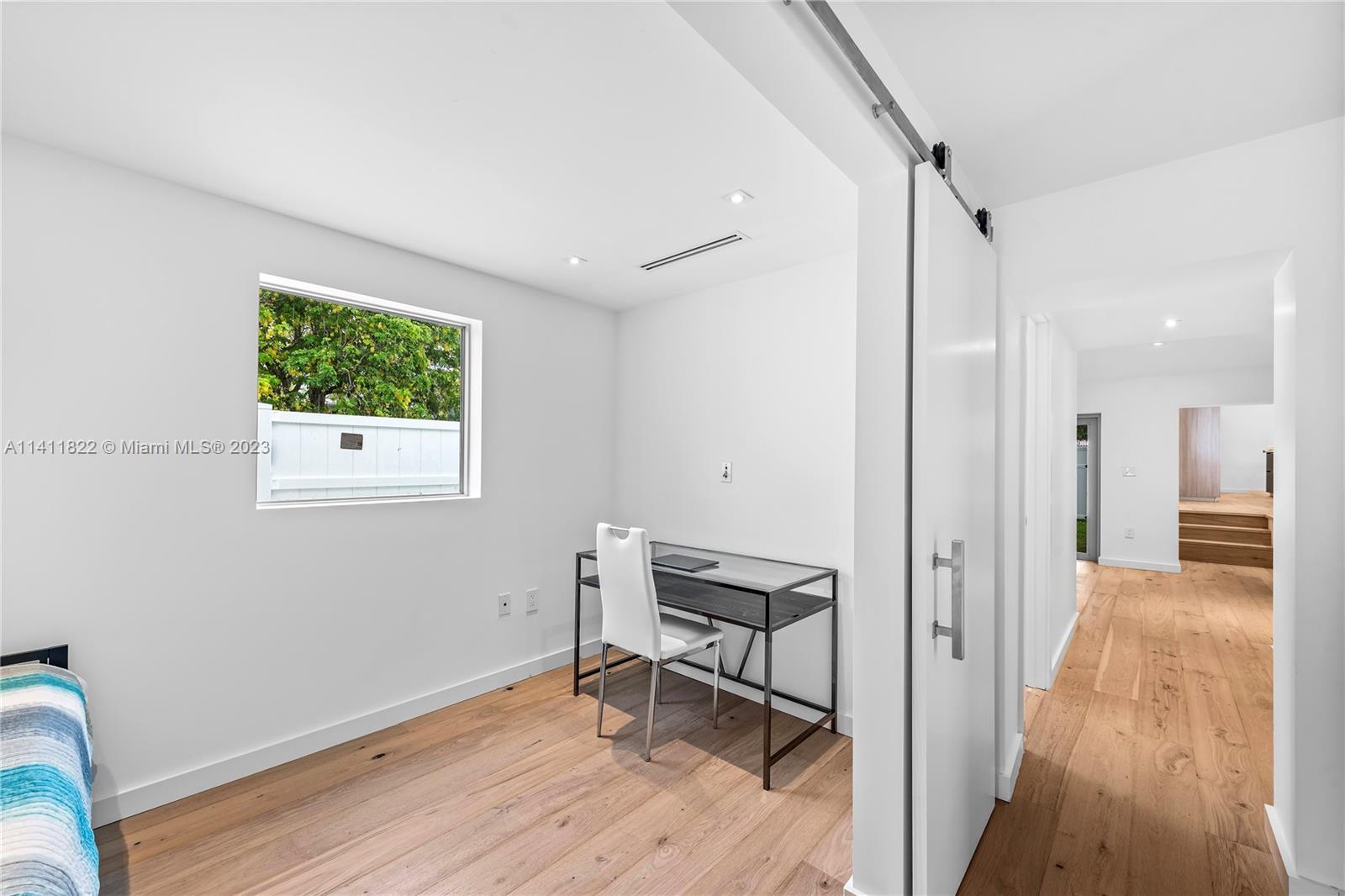 BEACH VIEW ADDN - Residential