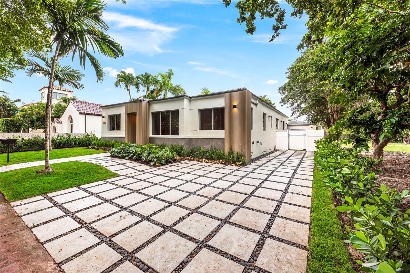 BEACH VIEW ADDN - Residential