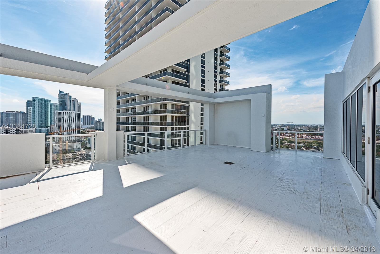 THE CRIMSON CONDO - Residential Lease