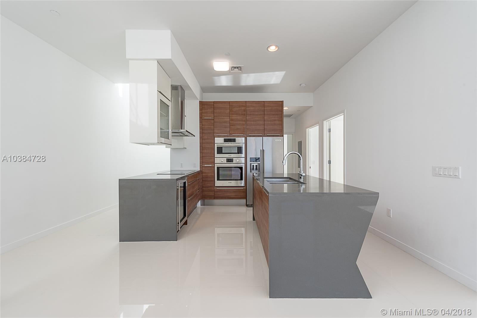THE CRIMSON CONDO - Residential Lease