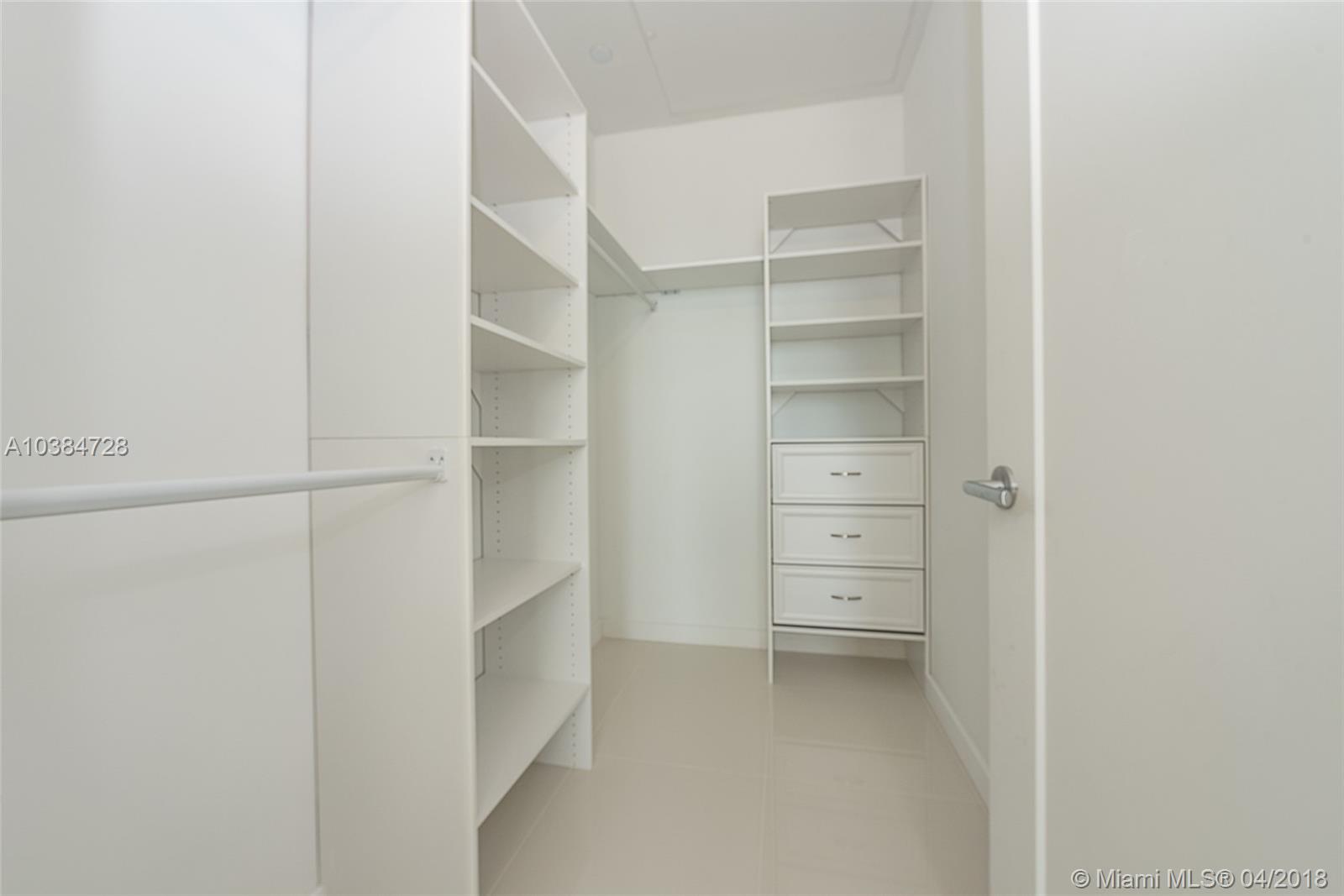 THE CRIMSON CONDO - Residential Lease