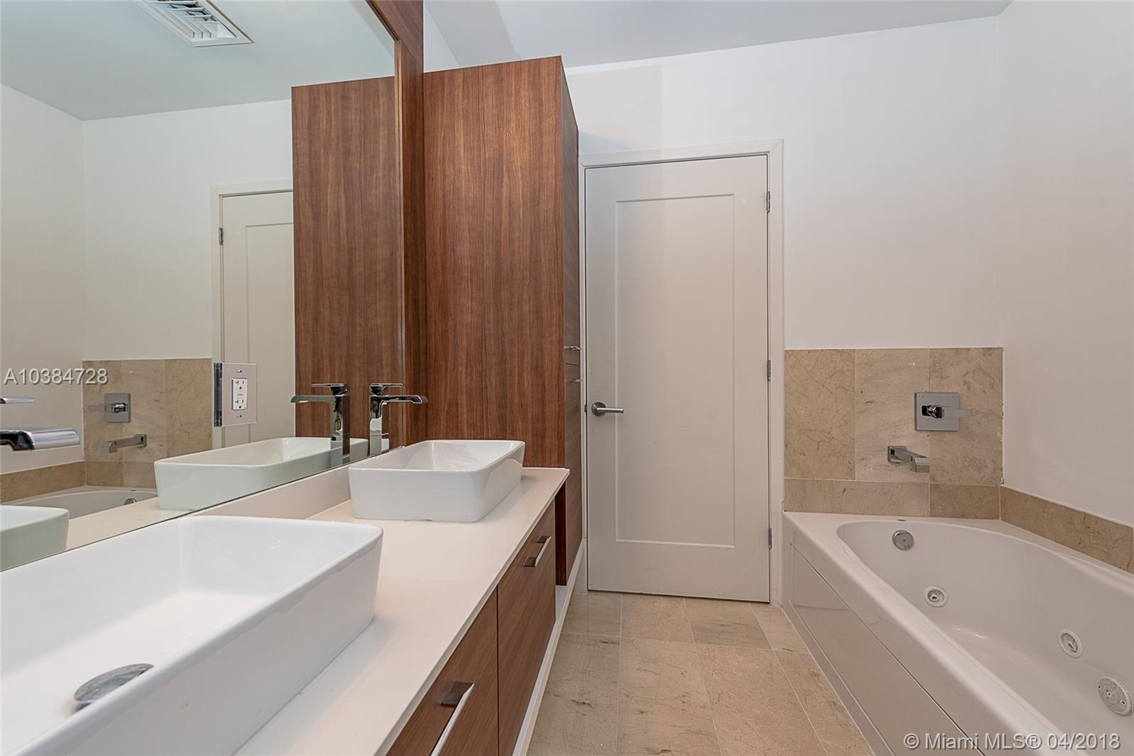 THE CRIMSON CONDO - Residential Lease