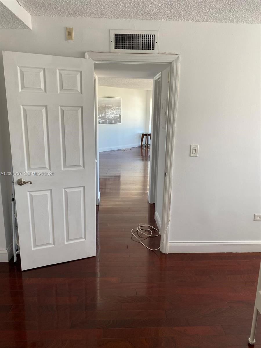 1881 Washington Ave 7C