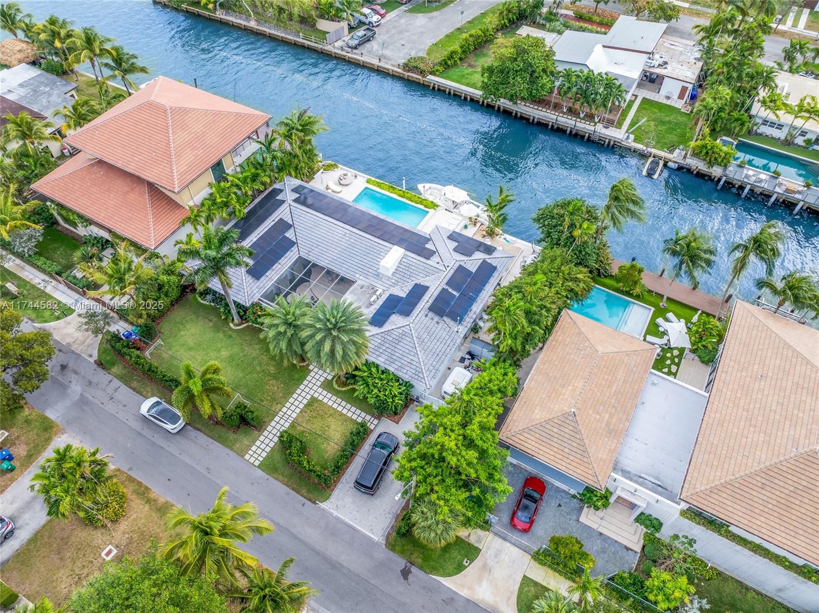 DAVIS HARBOR RESUB PB 47- - Residential