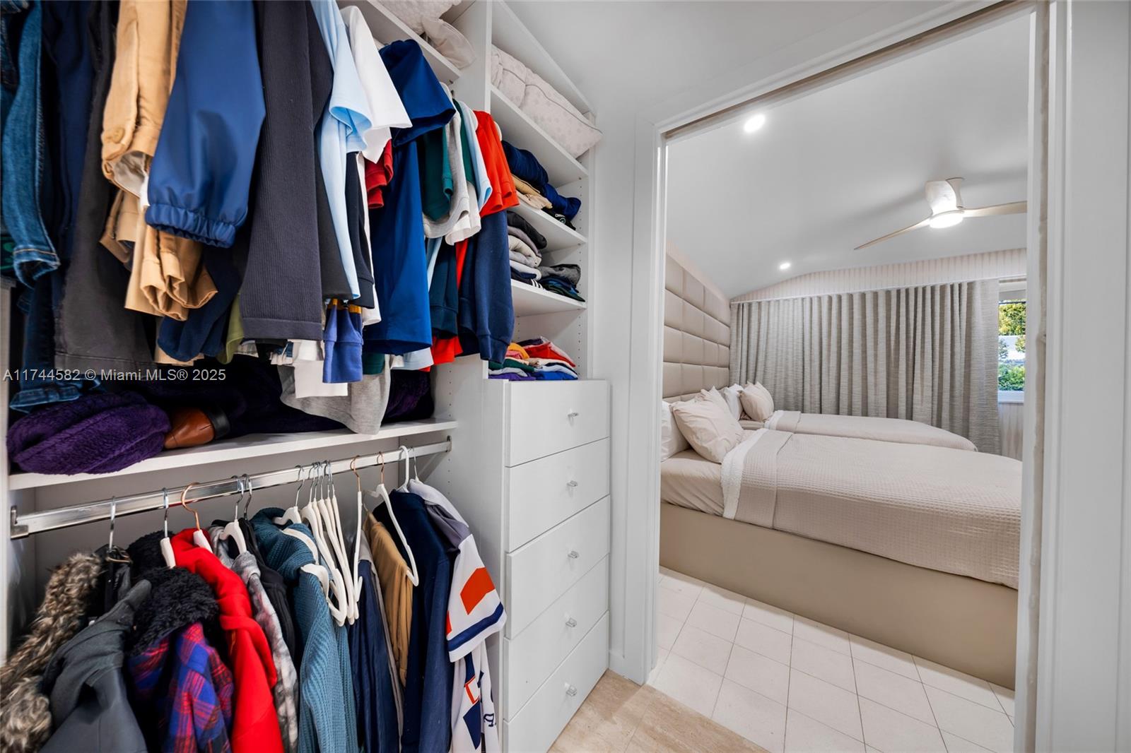 DAVIS HARBOR RESUB PB 47- - Residential