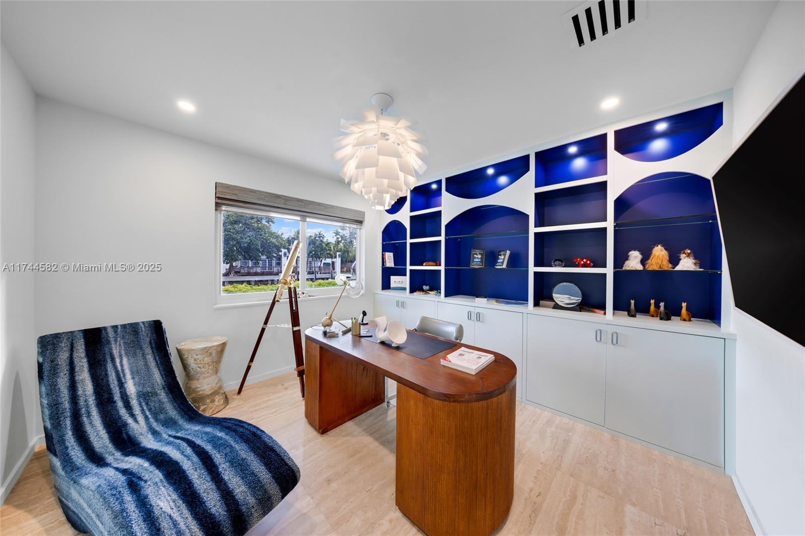 DAVIS HARBOR RESUB PB 47- - Residential