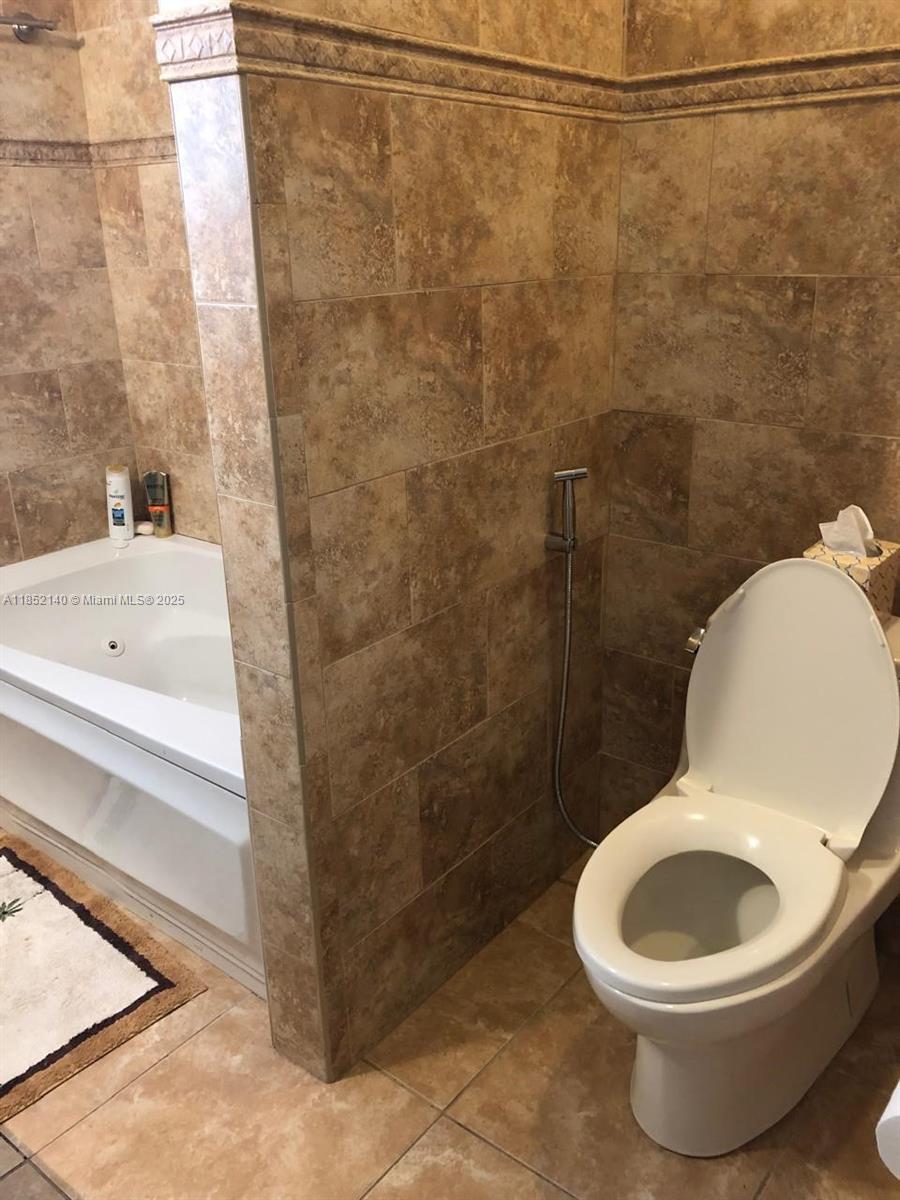 SUNSET TRAILS NO 2 - Residential