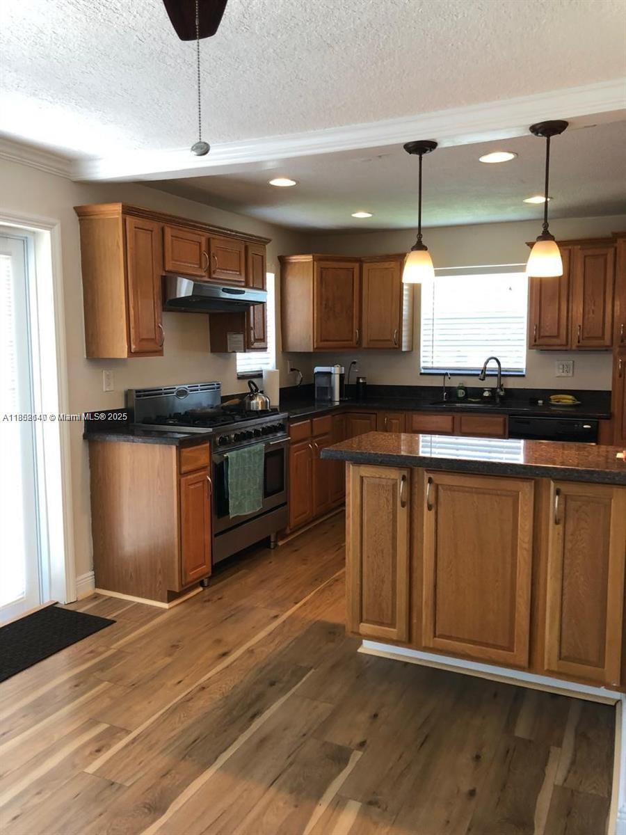 SUNSET TRAILS NO 2 - Residential